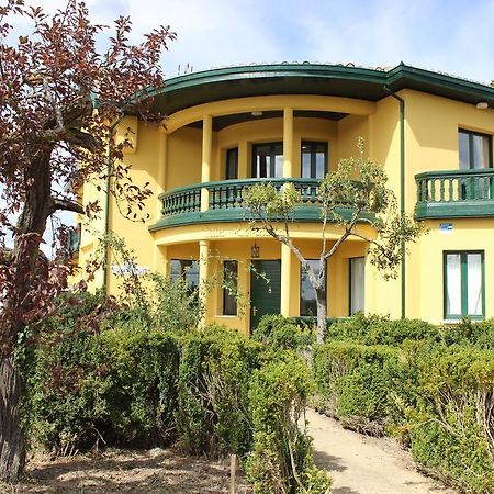 Hotel Valle Del Oja Касаларрейна Экстерьер фото